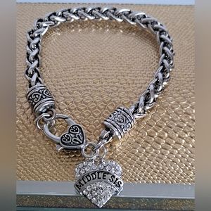 "Middle Sis" Bracelet - Fashion Jewelry
